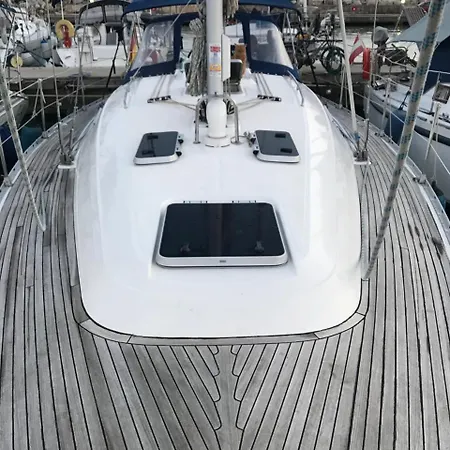 Illyria_sailing_yachts * Orikum
